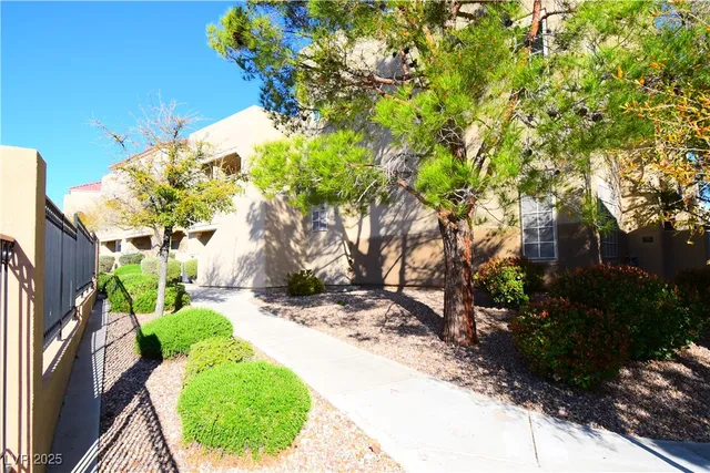$1,500 | 1901 Villa Palms Court, Unit 101, Las Vegas, NV 89128