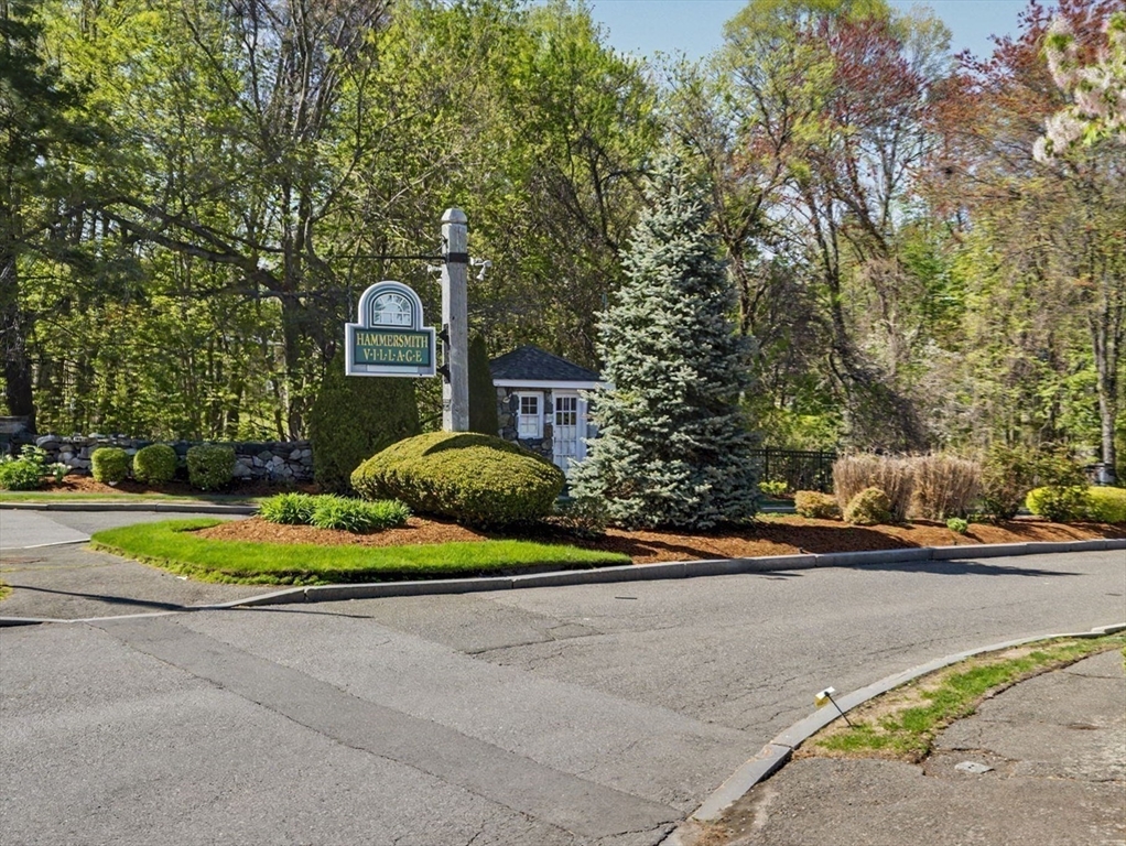 20 Blacksmith Way Saugus, MA 01906 - Photo 3 of 41