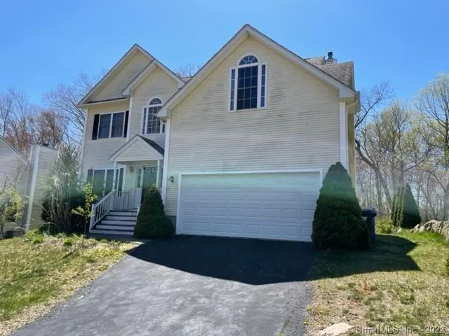 $3,200 | 155 Ledgeland Drive, Mystic, CT 06355