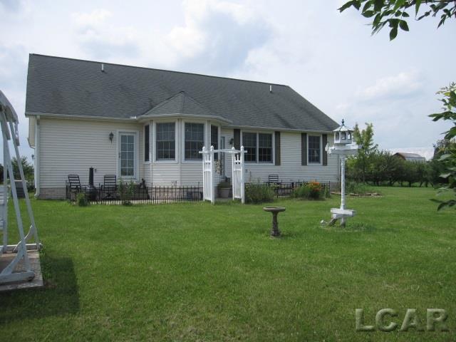 1122 Shumway Road Adrian, MI 49221 - Photo 14 of 15 Back View