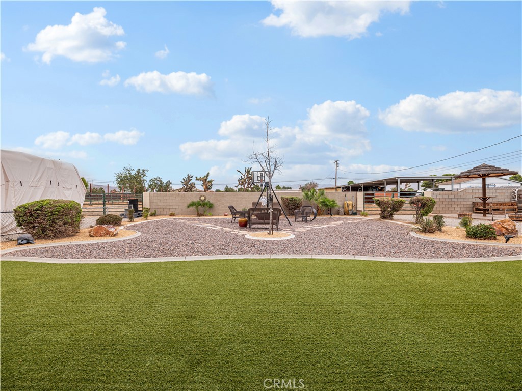 13991 Jicarilla Road Apple Valley, CA 92307 - Photo 3 of 44 a view of a lake