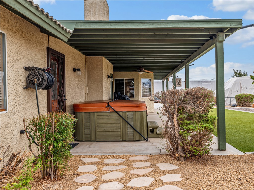 13991 Jicarilla Road Apple Valley, CA 92307 - Photo 41 of 44 a view of a porch