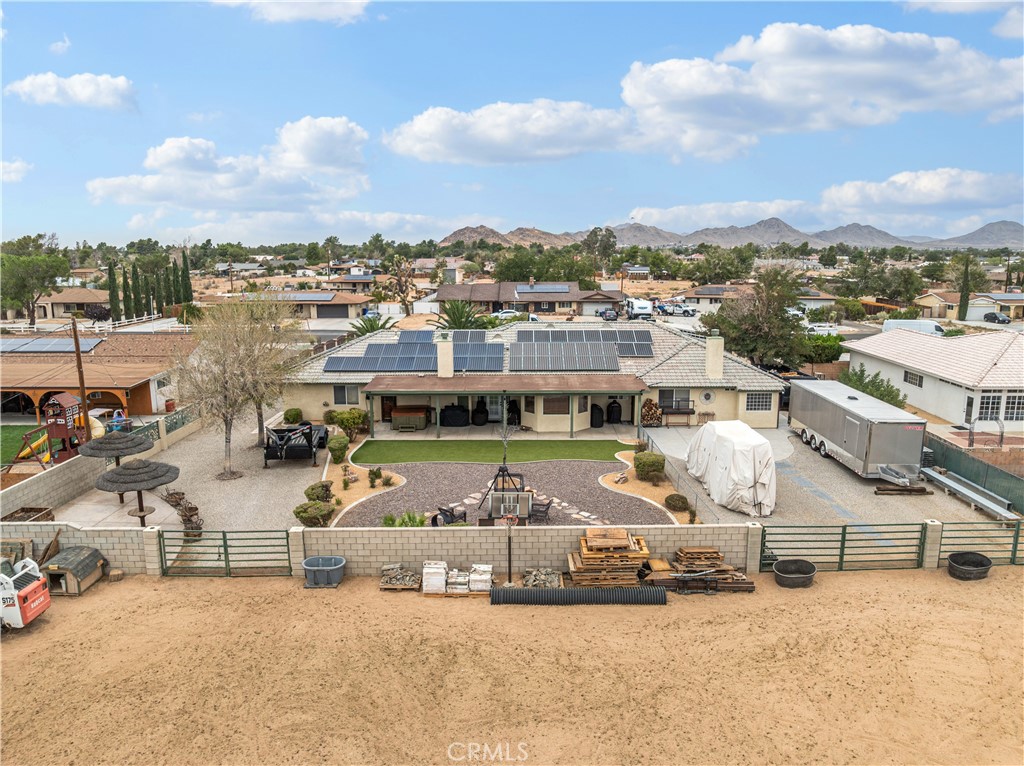 13991 Jicarilla Road Apple Valley, CA 92307 - Photo 7 of 44 a view of a city