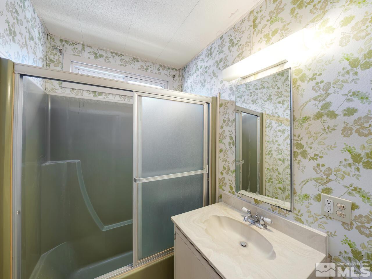 16225 Rhyolite Circle Reno, NV 89521 - Photo 15 of 19 Photo 15