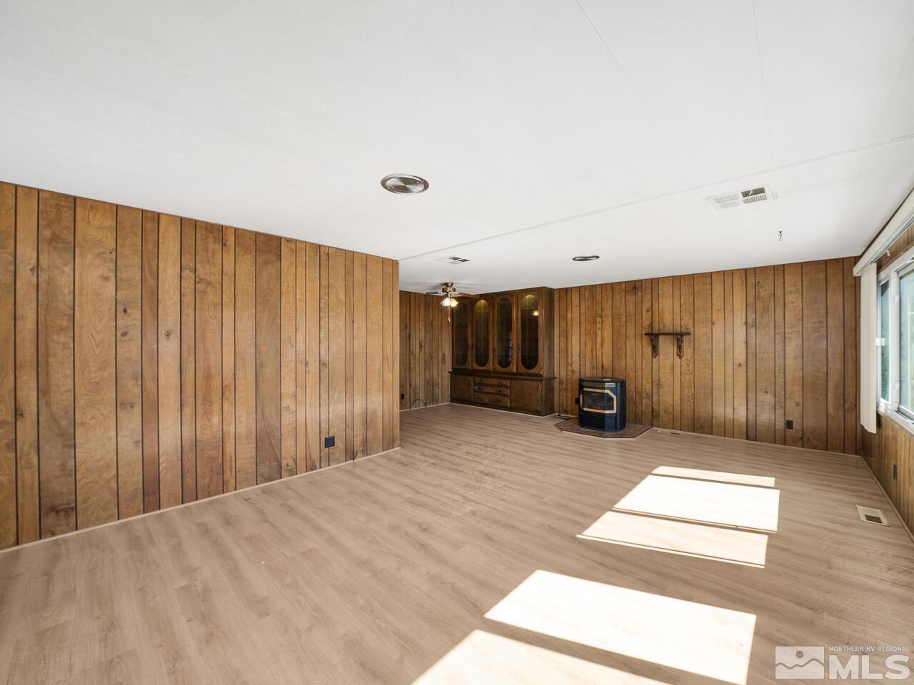 16225 Rhyolite Circle Reno, NV 89521 - Photo 3 of 19 Photo 3