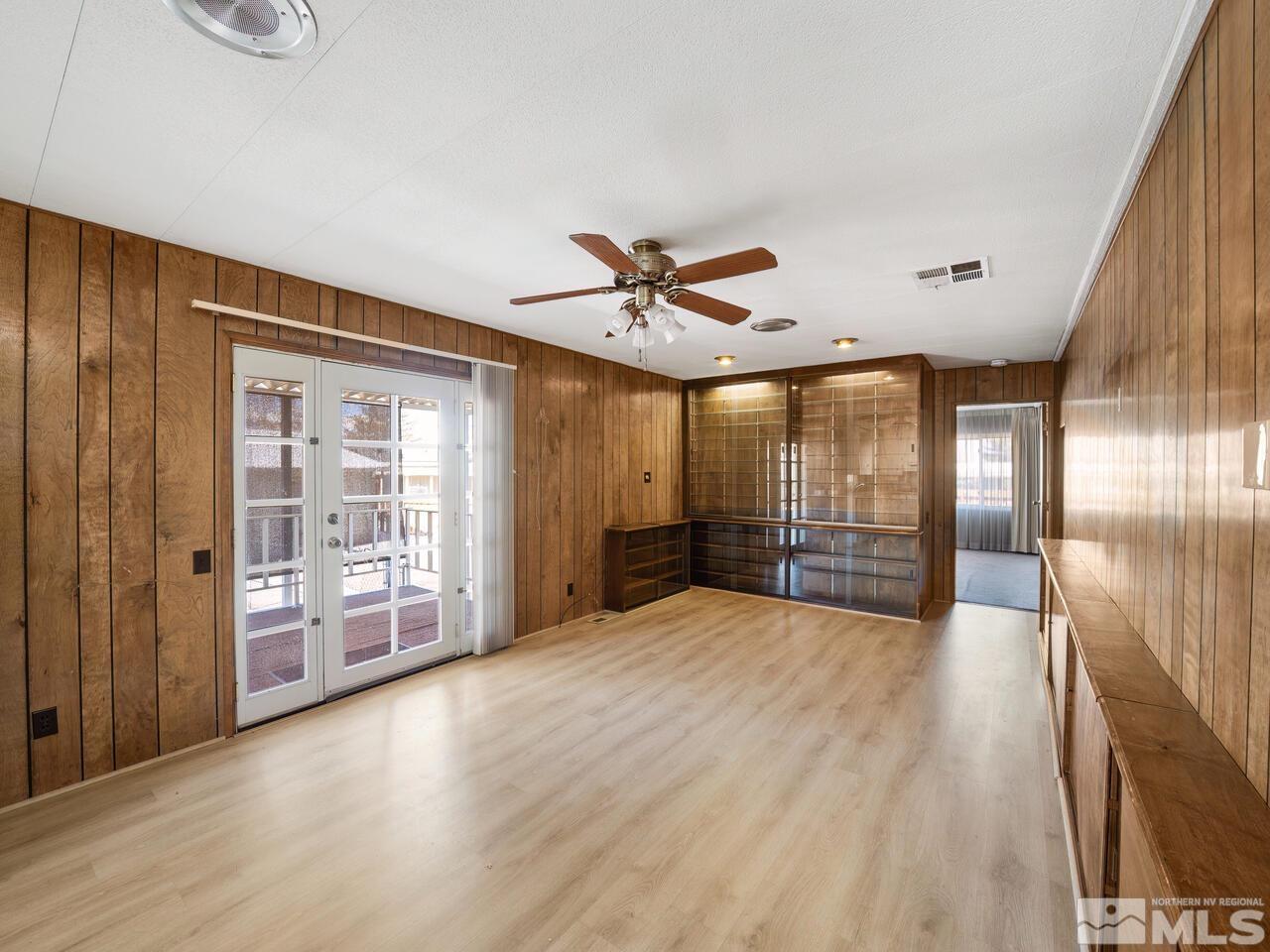 16225 Rhyolite Circle Reno, NV 89521 - Photo 8 of 19 Photo 8