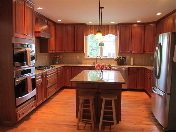 41 Shirley Road Needham, MA 02494 - Photo 4 of 19 Gallery Image 4