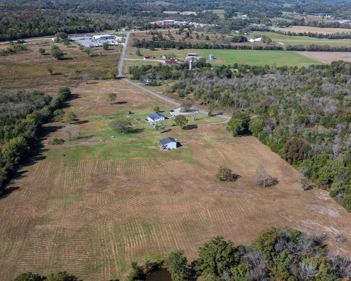 538 Mt Vernon Road Eagleville, TN 37060 - Photo 34 of 34 a view of a dry yard with trees