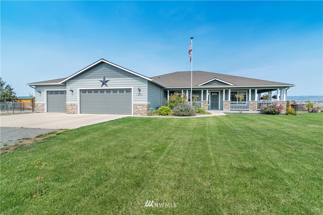 1882 Fairview Road Ellensburg, WA 98926 - Photo 1 of 40 Gallery Image 1