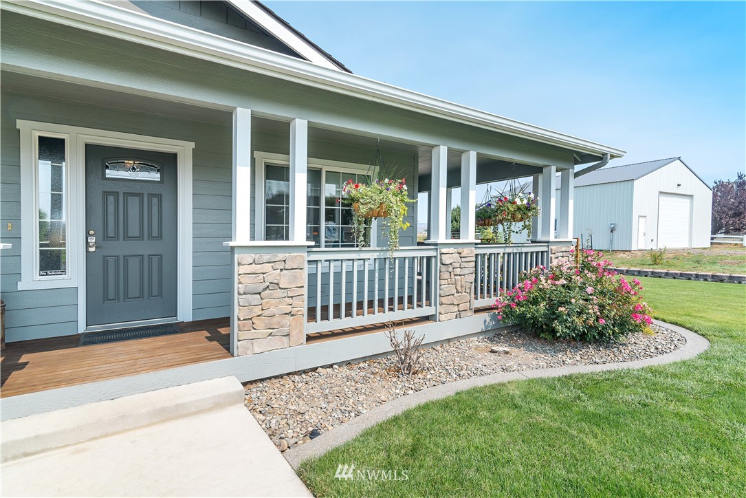 1882 Fairview Road Ellensburg, WA 98926 - Photo 3 of 40 Gallery Image 3