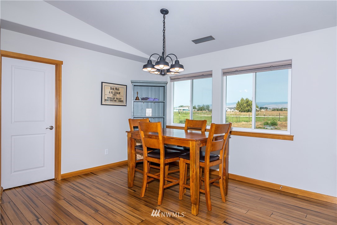 1882 Fairview Road Ellensburg, WA 98926 - Photo 10 of 40 Gallery Image 10