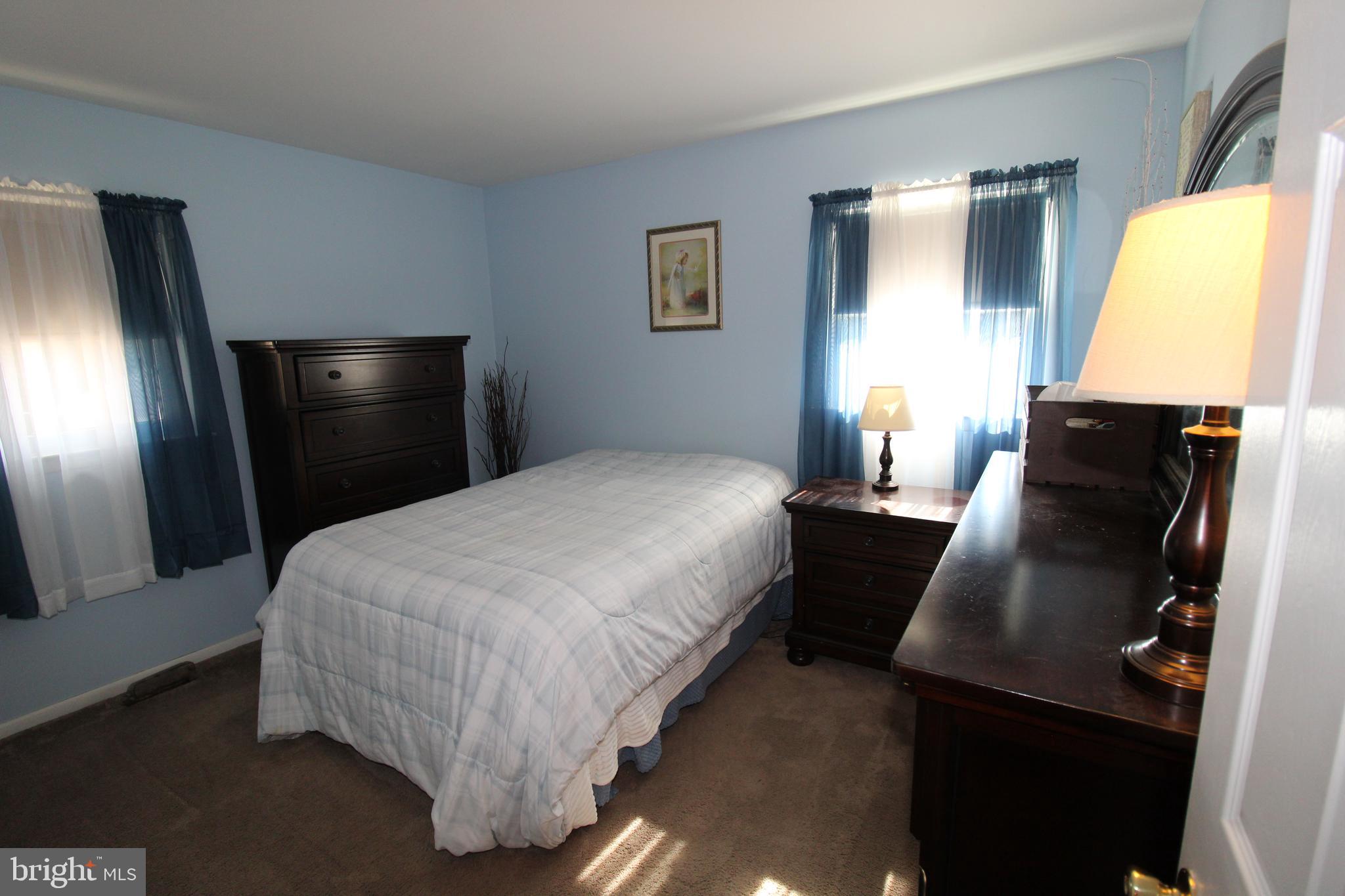 31 Northfield Road Newark, DE 19713 - Photo 31 of 54 a bedroom with bed and window