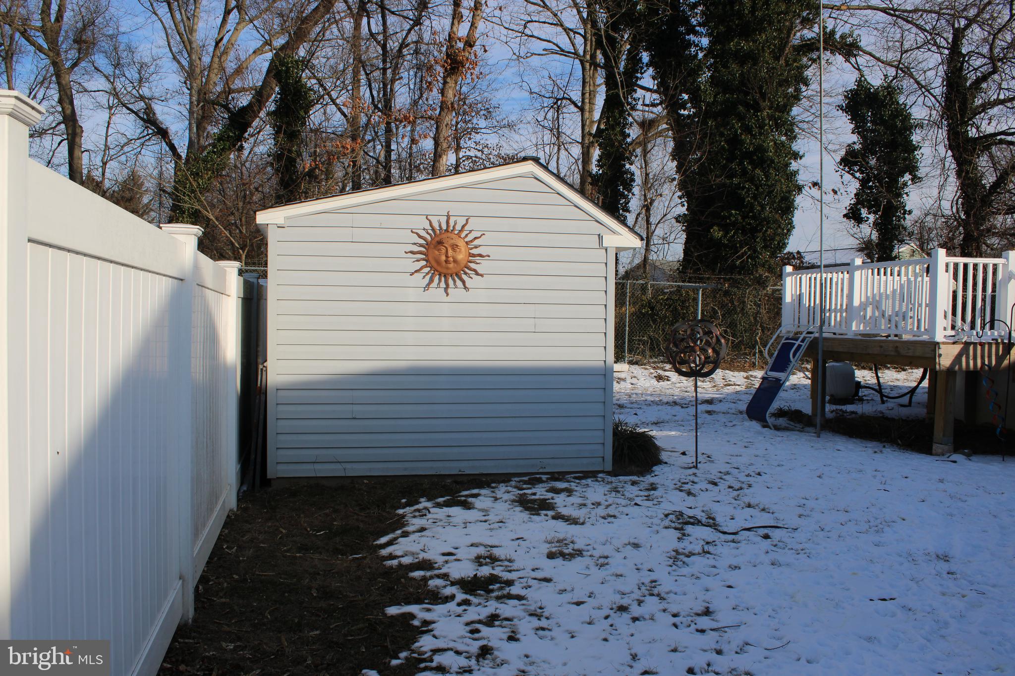 31 Northfield Road Newark, DE 19713 - Photo 49 of 54 a view of backyard with a car parked in yard