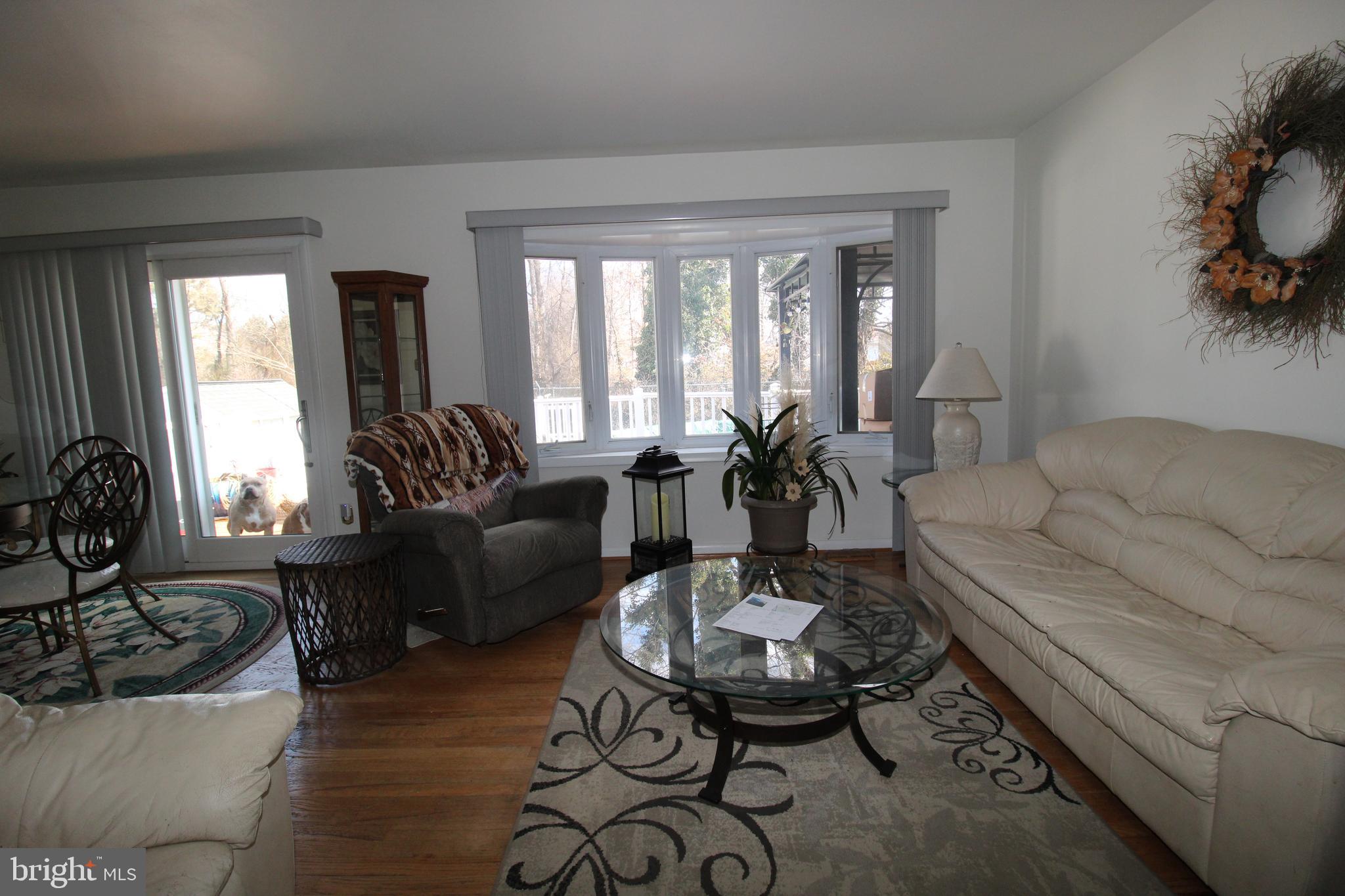 31 Northfield Road Newark, DE 19713 - Photo 9 of 54 a living room with furniture and a large window