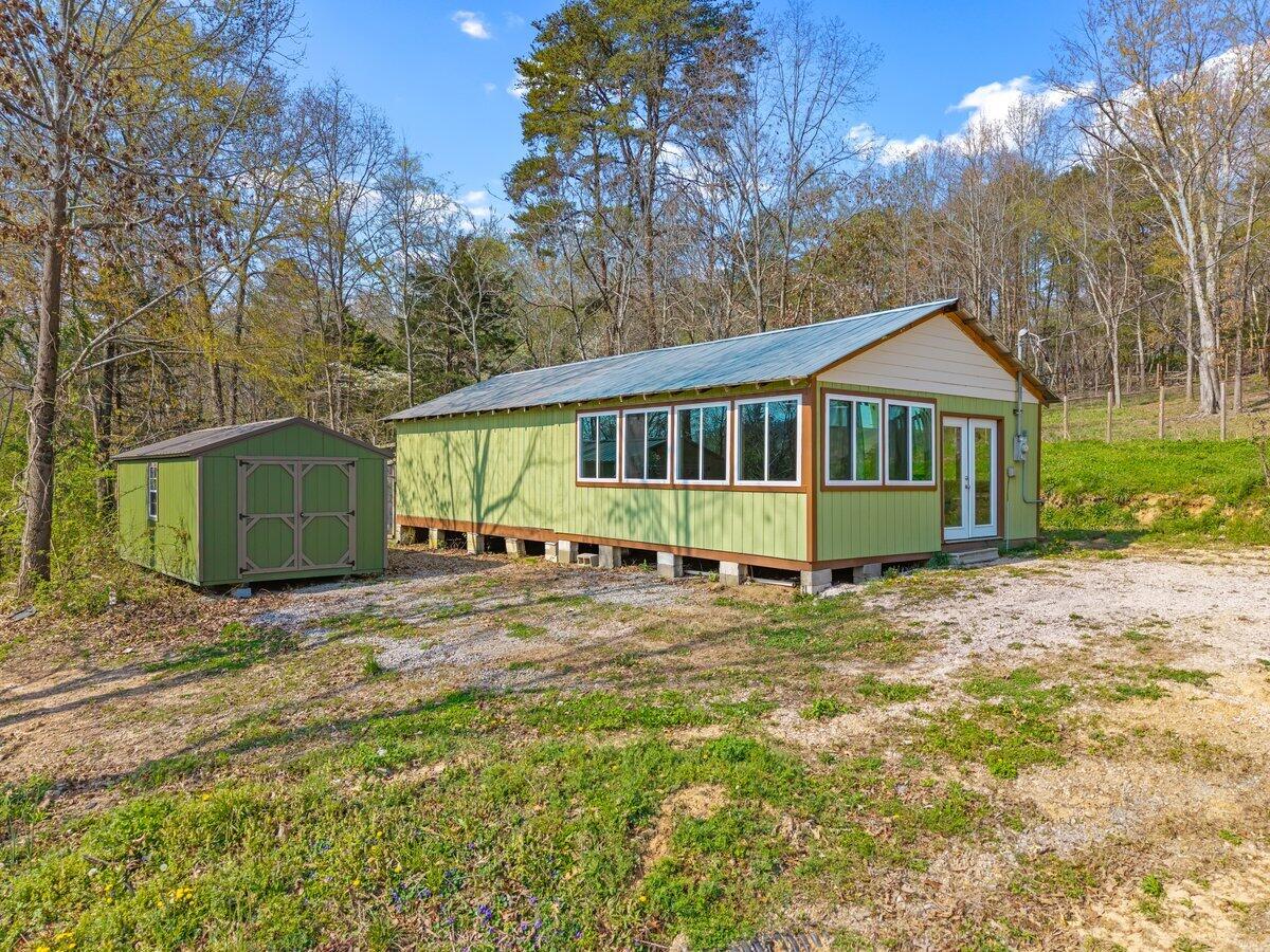 196 Southside Road Sweetwater, TN 37874 - Photo 28 of 48 .
