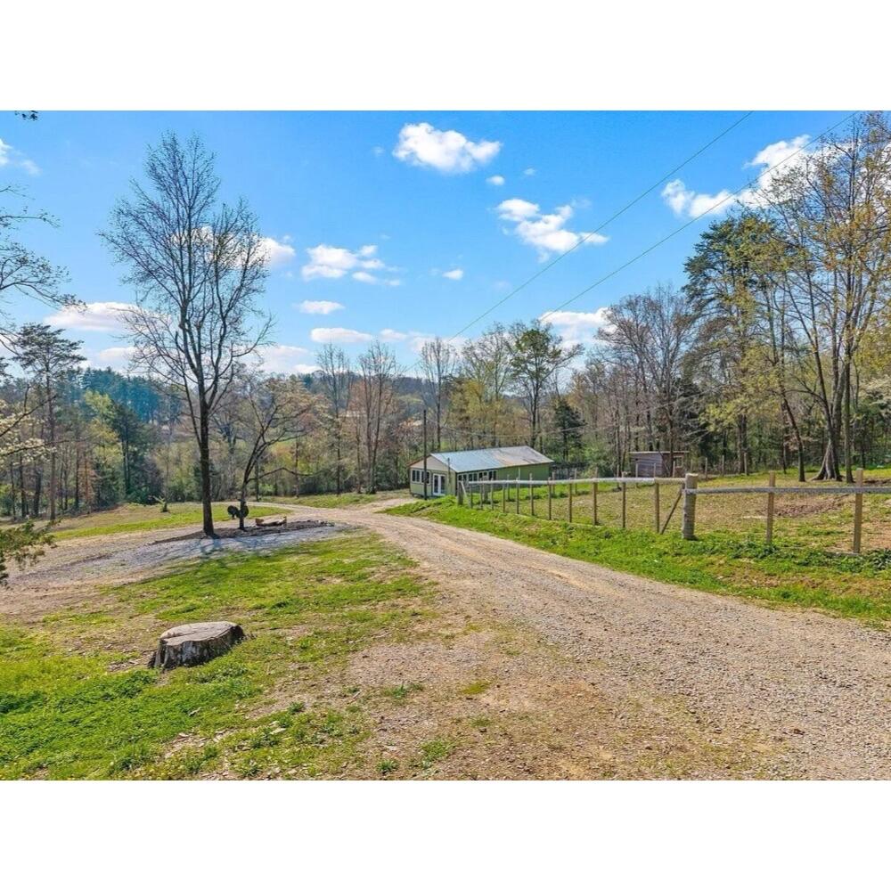 196 Southside Road Sweetwater, TN 37874 - Photo 44 of 48 .