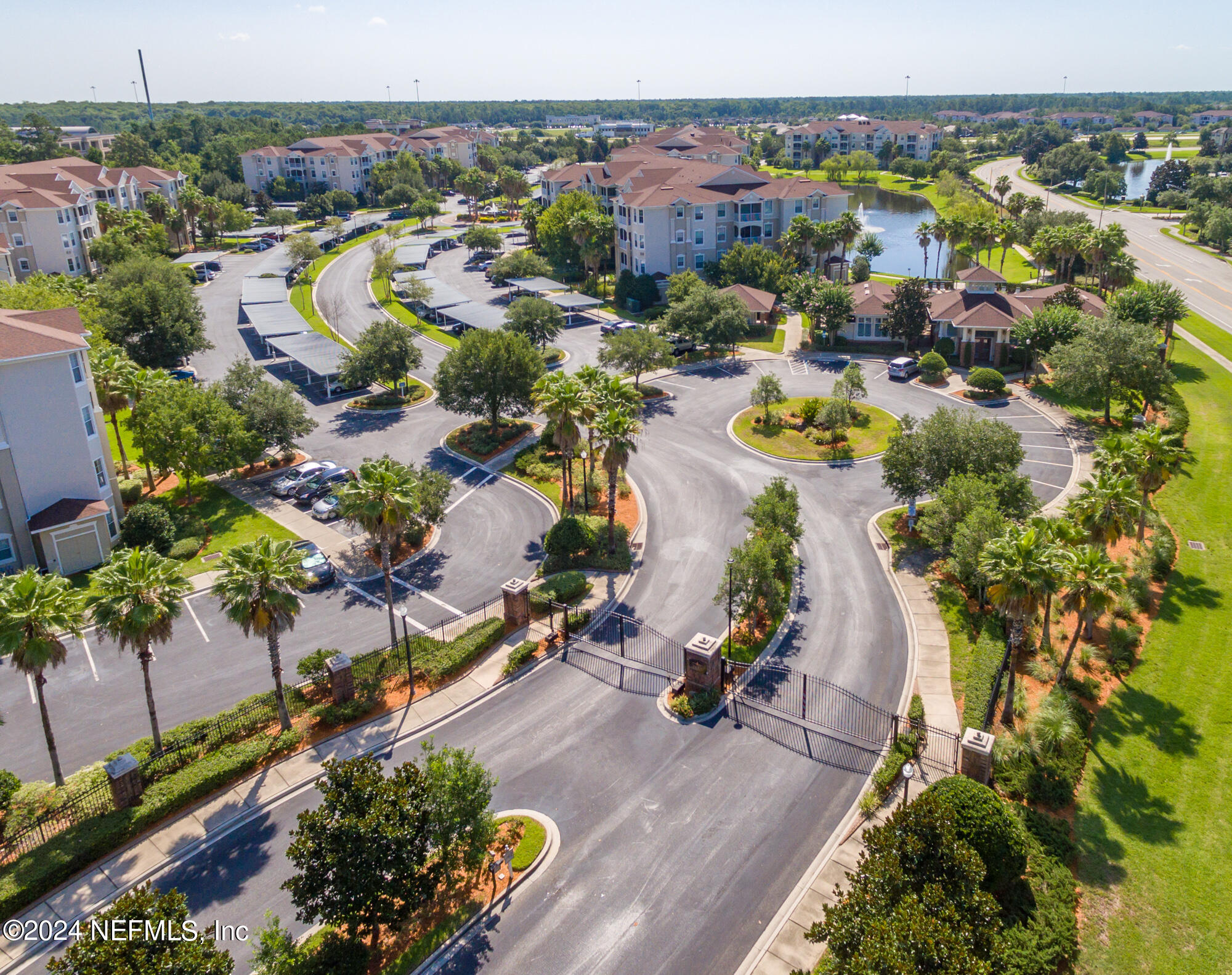 7801 Point Meadows Drive, Unit 5202 Jacksonville, FL 32256 - Photo 5 of 34 an aerial view of residential house with outdoor space