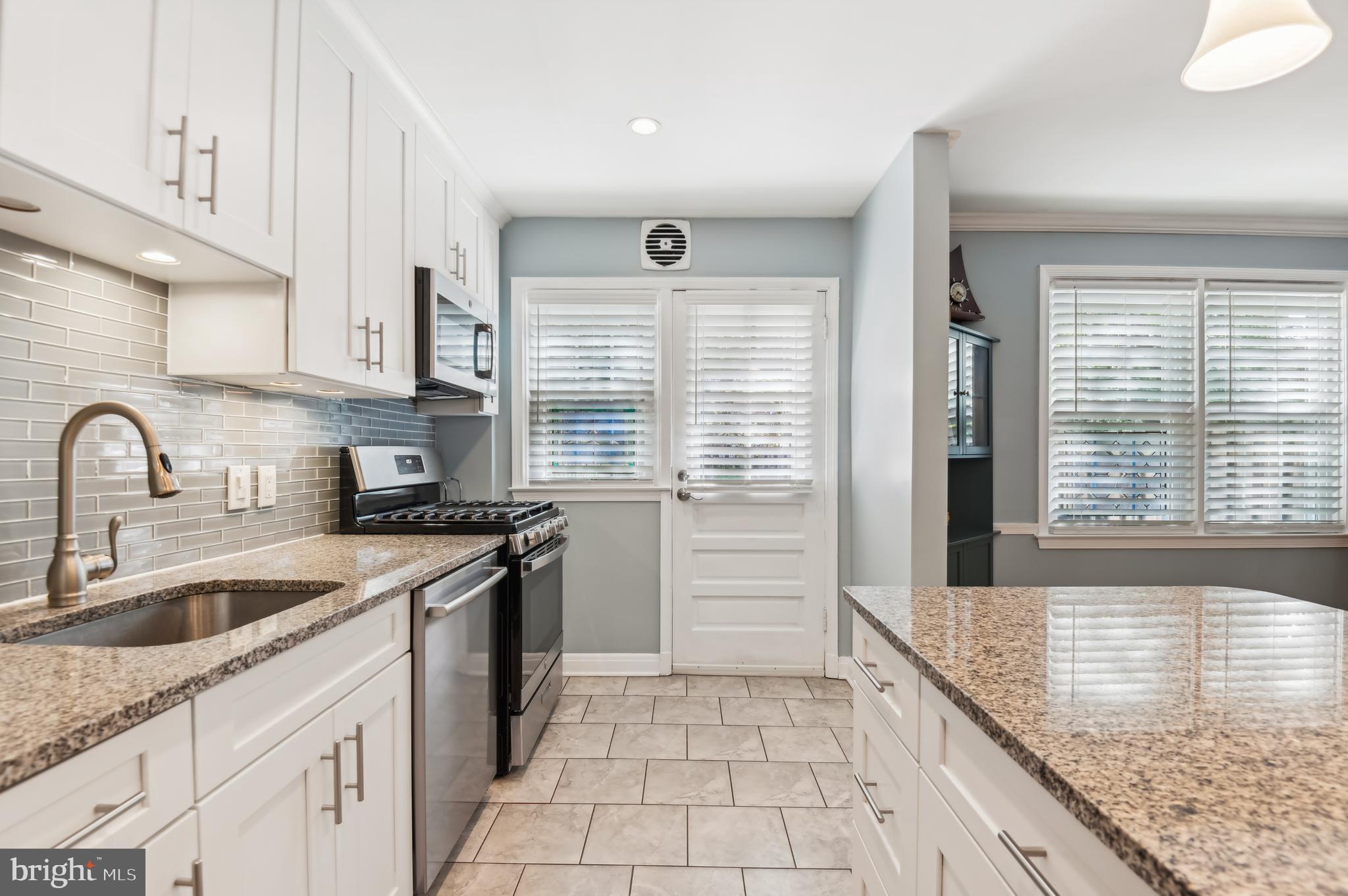 129 Stanmore Road Baltimore, MD 21212 - Photo 7 of 36 Kitchen