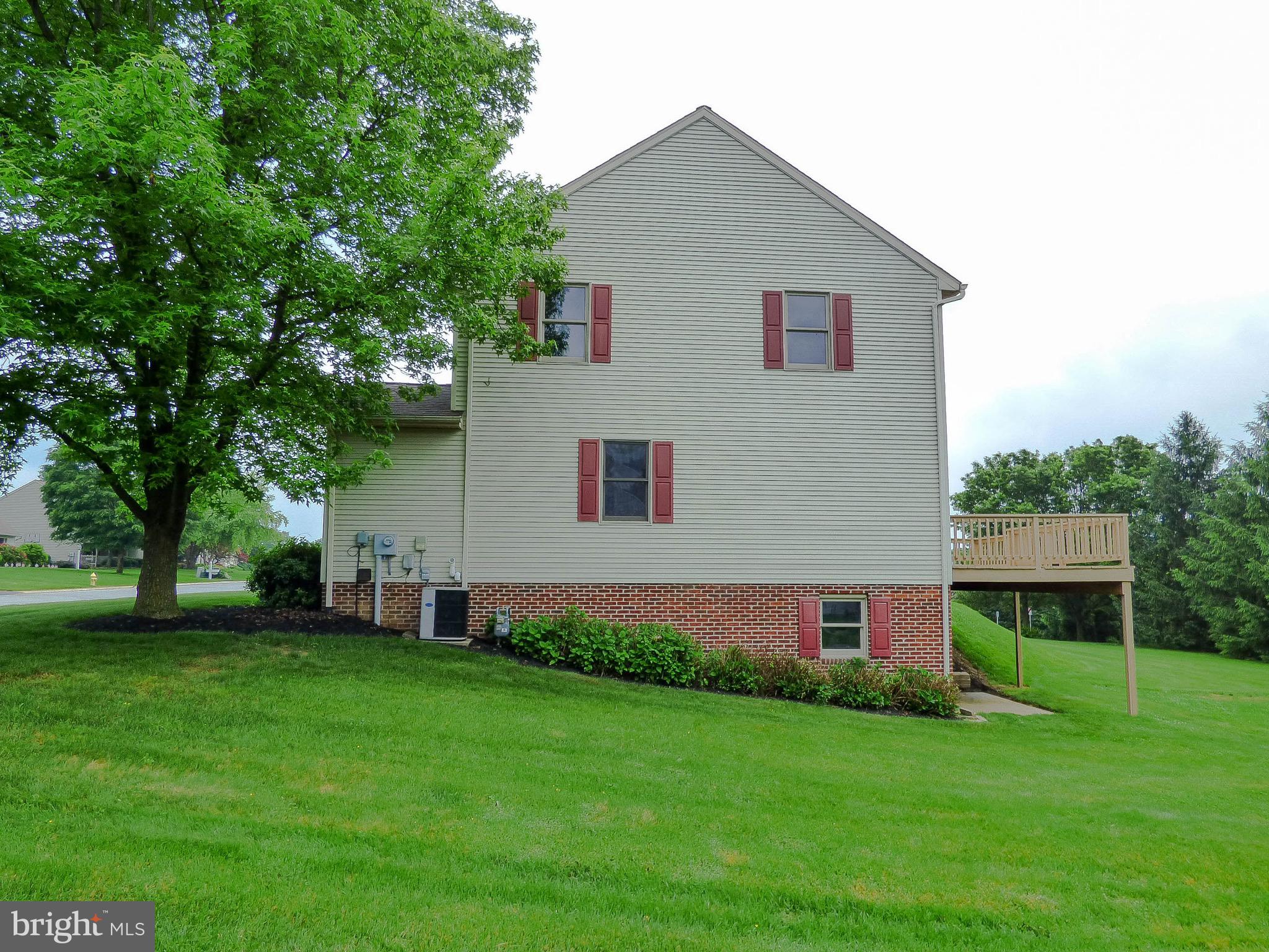 2765 Chestnut Run Road York, PA 17402 - Photo 3 of 58 Gallery Image 3