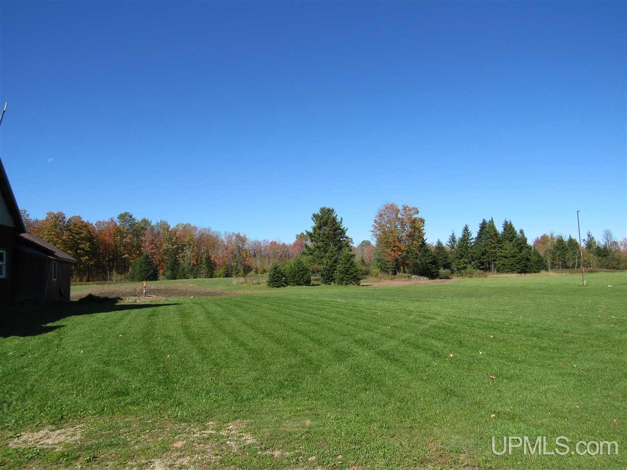 5226 Co Road Rock, MI 49880 - Photo 11 of 34