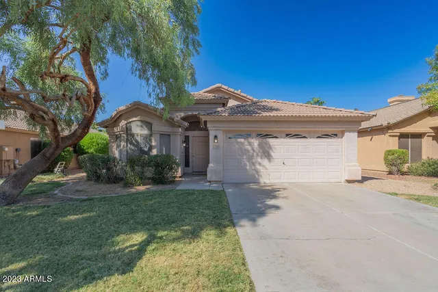 $2,300 | 1452 West Blue Ridge Way, Chandler, AZ 85248