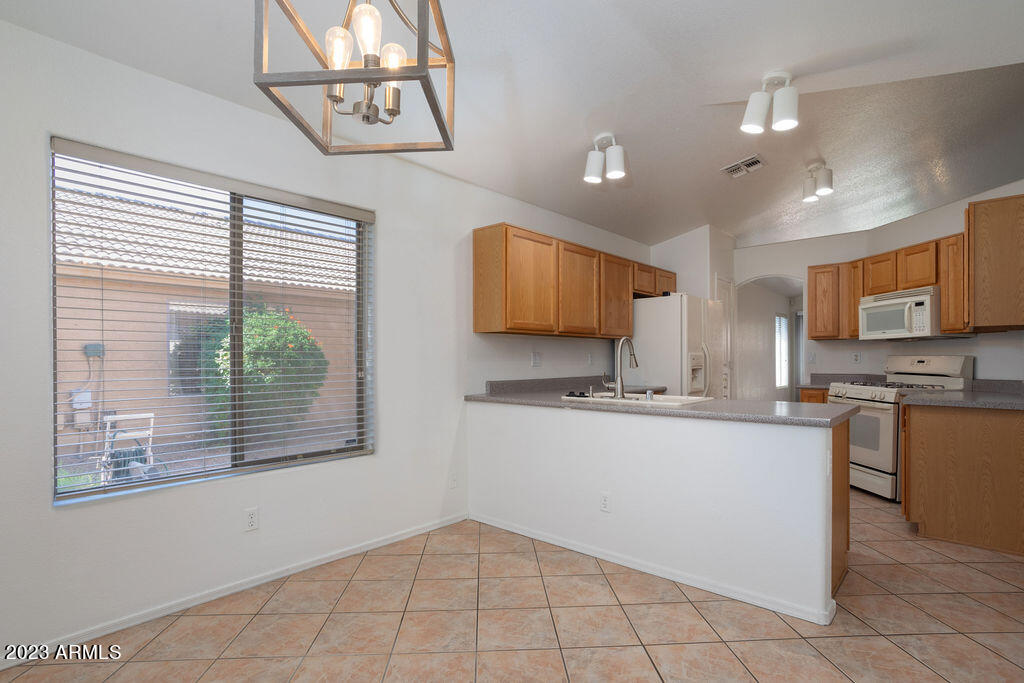 1452 West Blue Ridge Way Chandler, AZ 85248 - Photo 7 of 33 3V6A1237-Edit