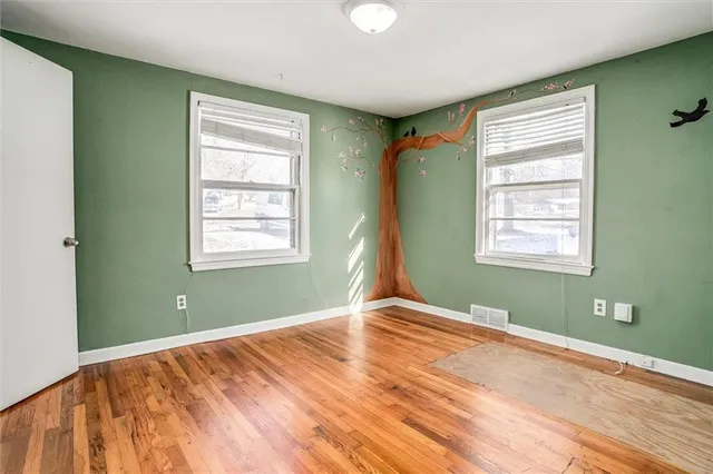 $160,000 | 215 West North Street, Belton, MO 64012