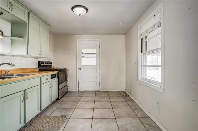 $160,000 | 215 West North Street, Belton, MO 64012