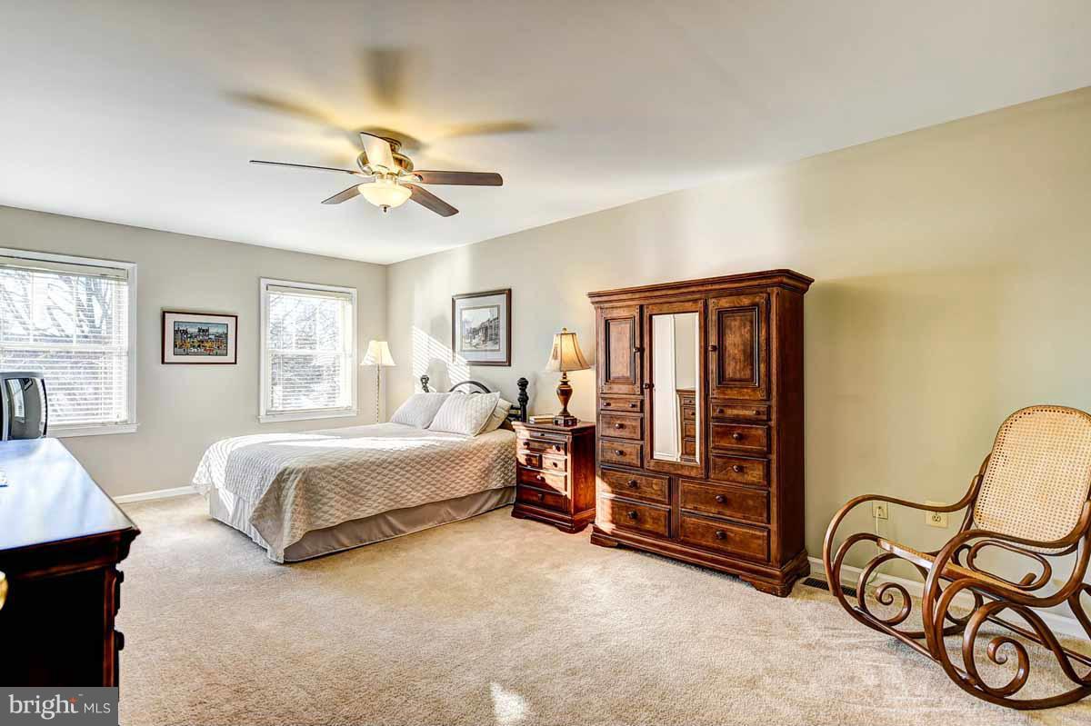 1139 Bandy Run Road Herndon, VA 20170 - Photo 22 of 30 Bedroom (Master) ^ Must SEE Virtual Tour Link