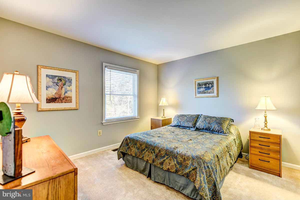 1139 Bandy Run Road Herndon, VA 20170 - Photo 25 of 30 Bedroom ^ Must SEE Virtual Tour Link