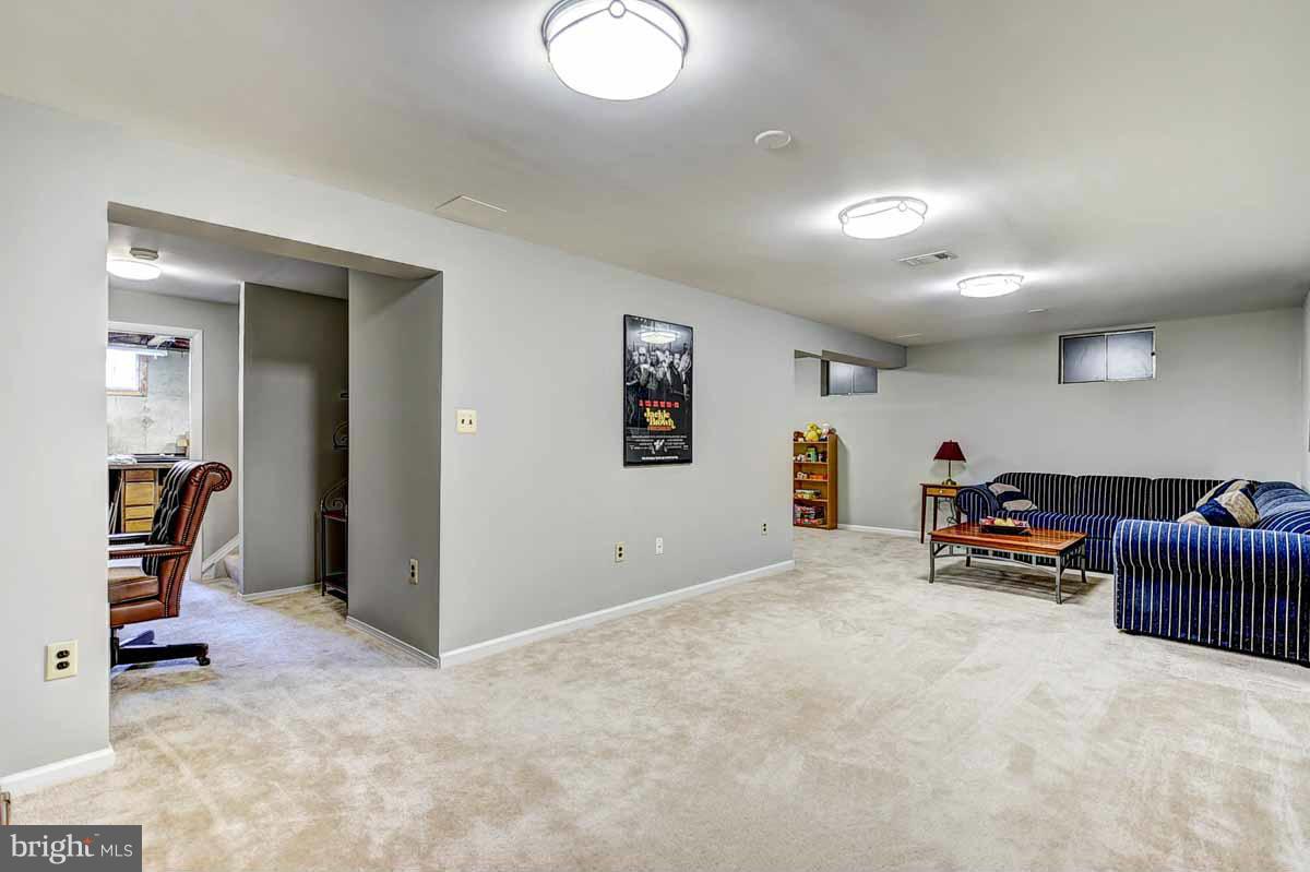 1139 Bandy Run Road Herndon, VA 20170 - Photo 28 of 30 Basement ^ Must SEE Virtual Tour Link