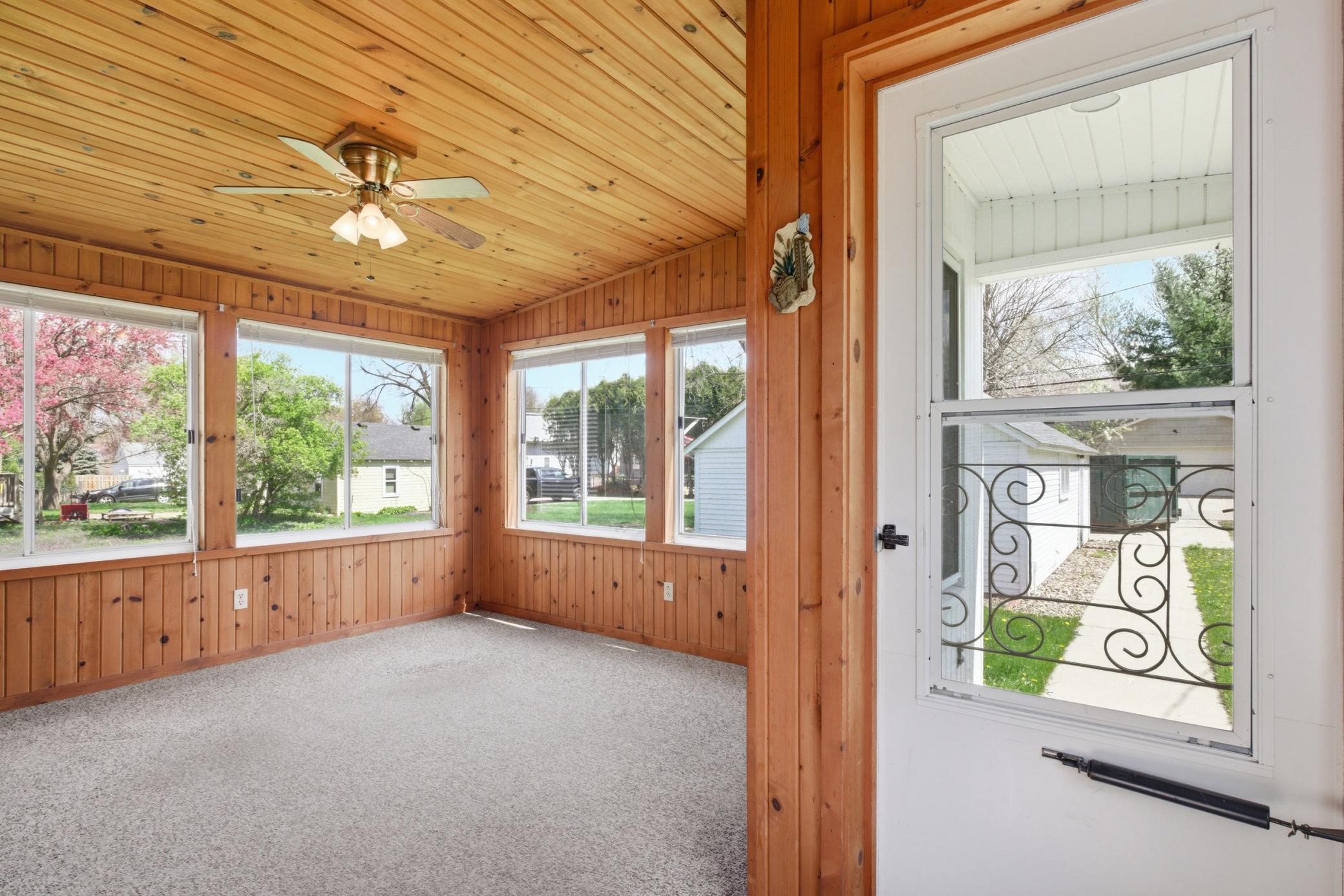 827 7th Avenue Southwest Faribault, MN 55021 - Photo 13 of 29