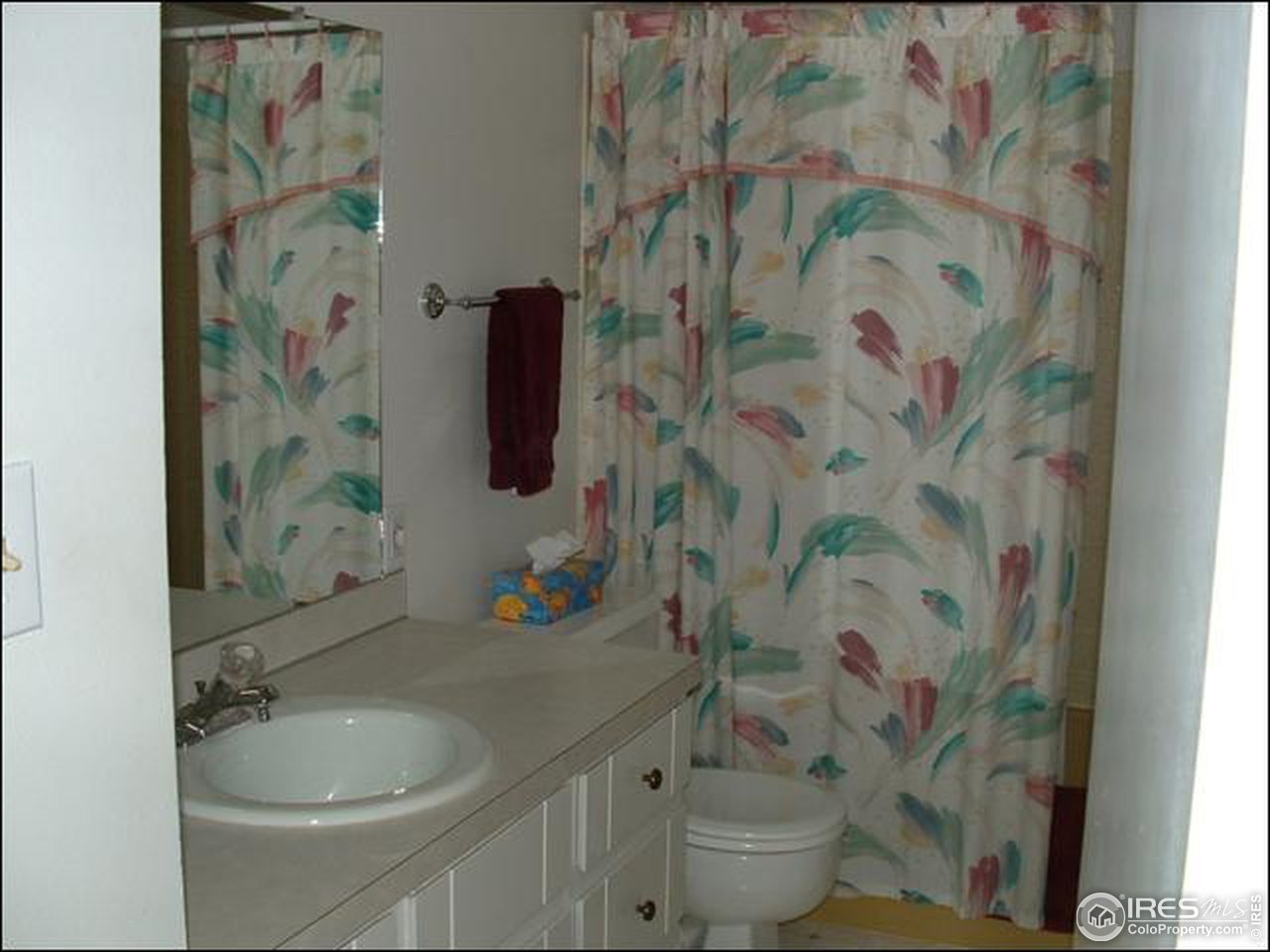 1531 Independence Road Fort Collins, CO 80526 - Photo 6 of 10 Bathroom