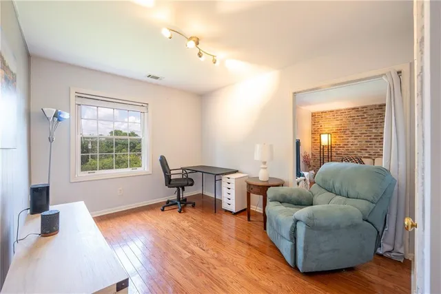 $181,900 | 1230 Chatham Park Drive, Unit C, Pittsburgh, PA 15220