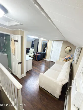 $2,400 | 427 Exchange Place, Unit 2, Long Branch, NJ 07740