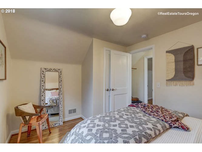 1235 Southwest Carson Street Portland, OR 97219 - Photo 25 of 41