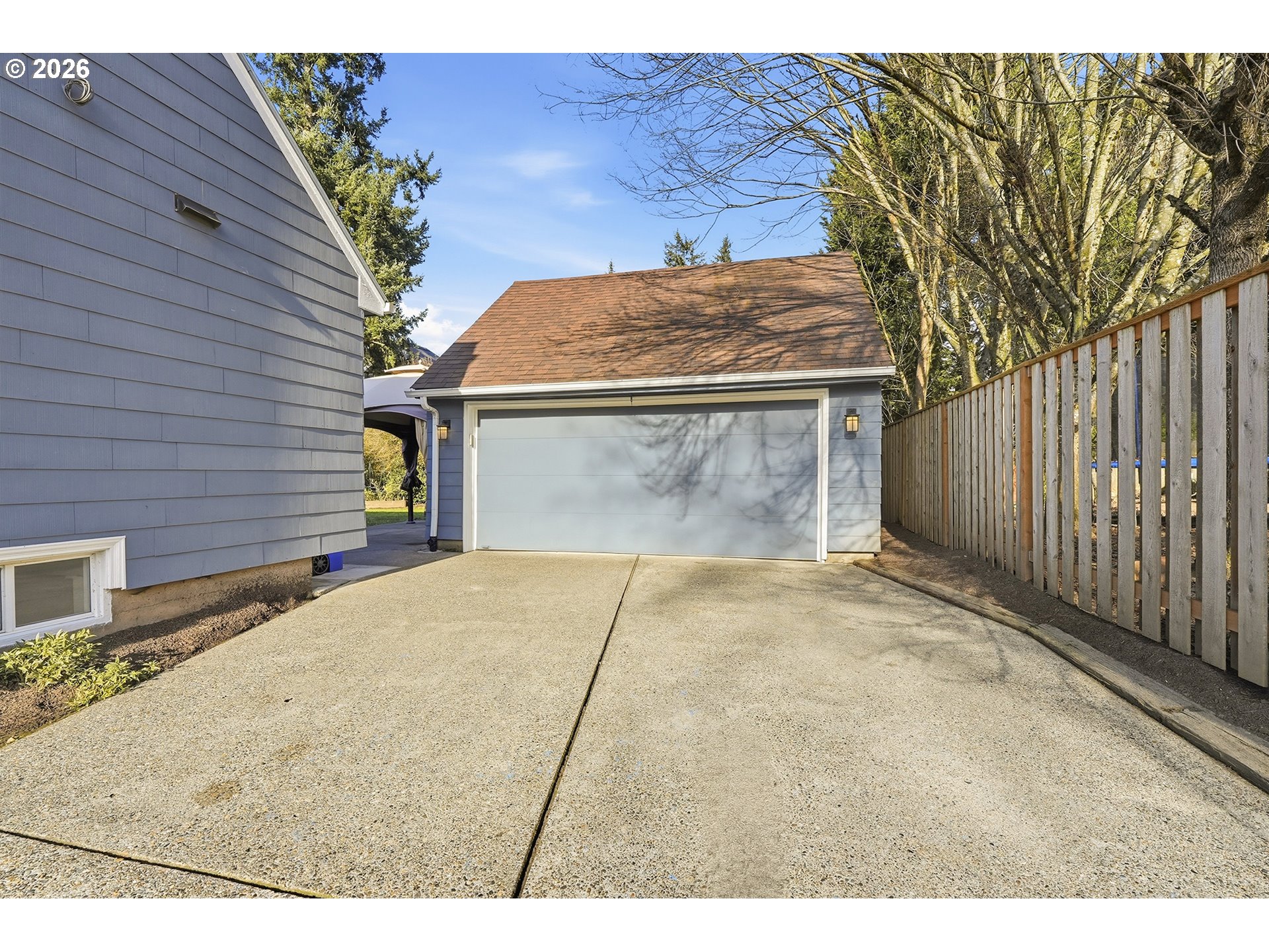 1235 Southwest Carson Street Portland, OR 97219 - Photo 4 of 41