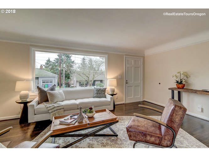 1235 Southwest Carson Street Portland, OR 97219 - Photo 7 of 41