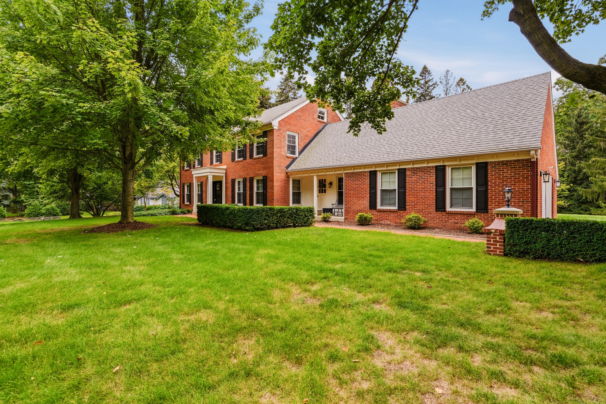 9931 North Otto Road Mequon, WI 53092 - Photo 2 of 47 9931 North Otto Road, Mequon - Ext HDR-4