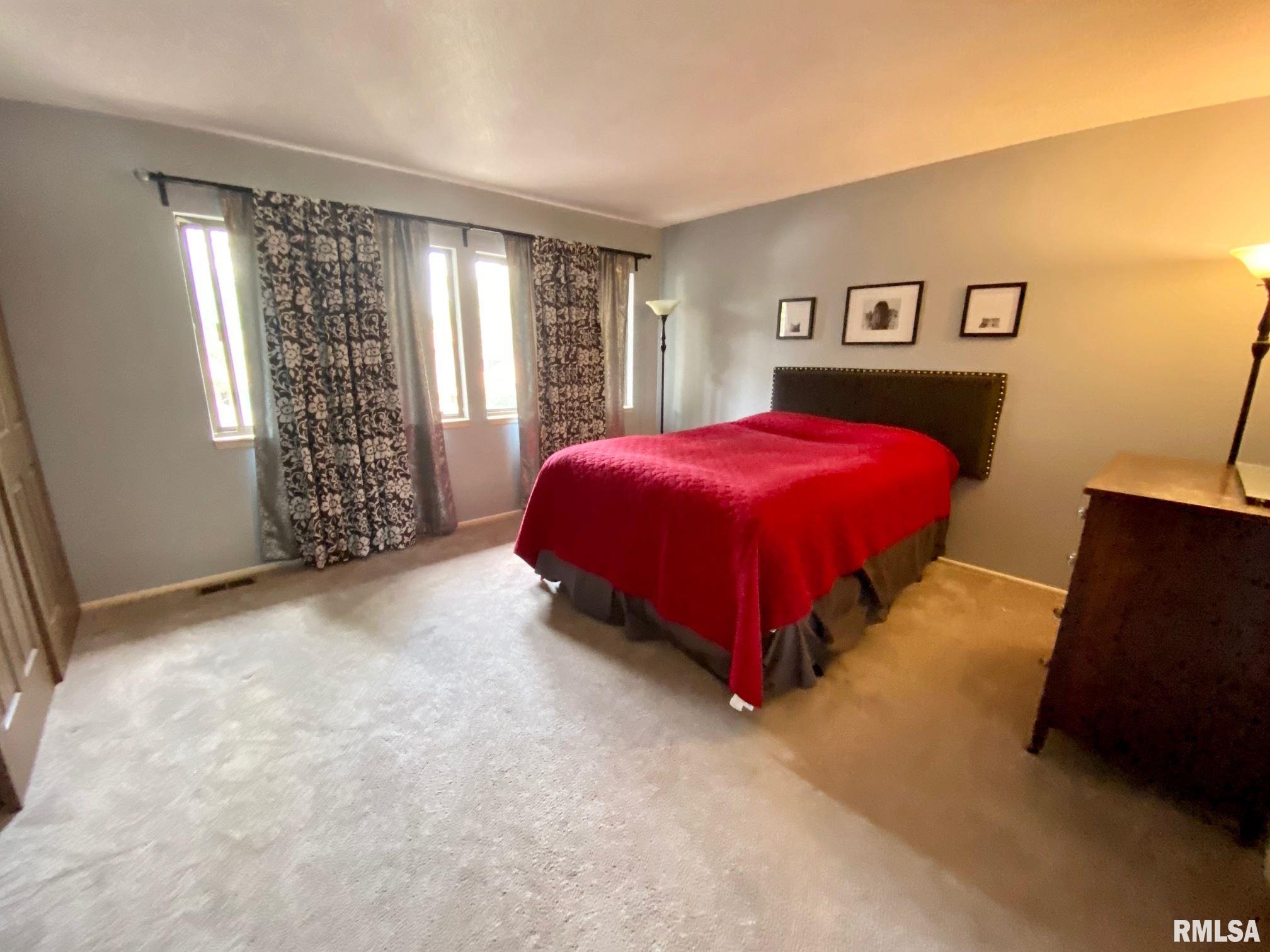 87 Trailridge Lane Springfield, IL 62704 - Photo 14 of 24 Gallery Image 14