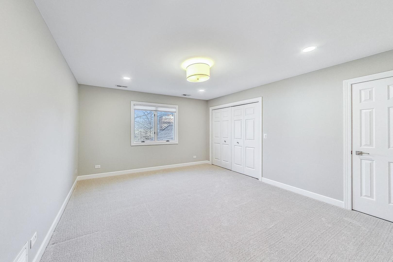 241 Middaugh Road Clarendon Hills, IL 60514 - Photo 26 of 42 Gallery Image 26
