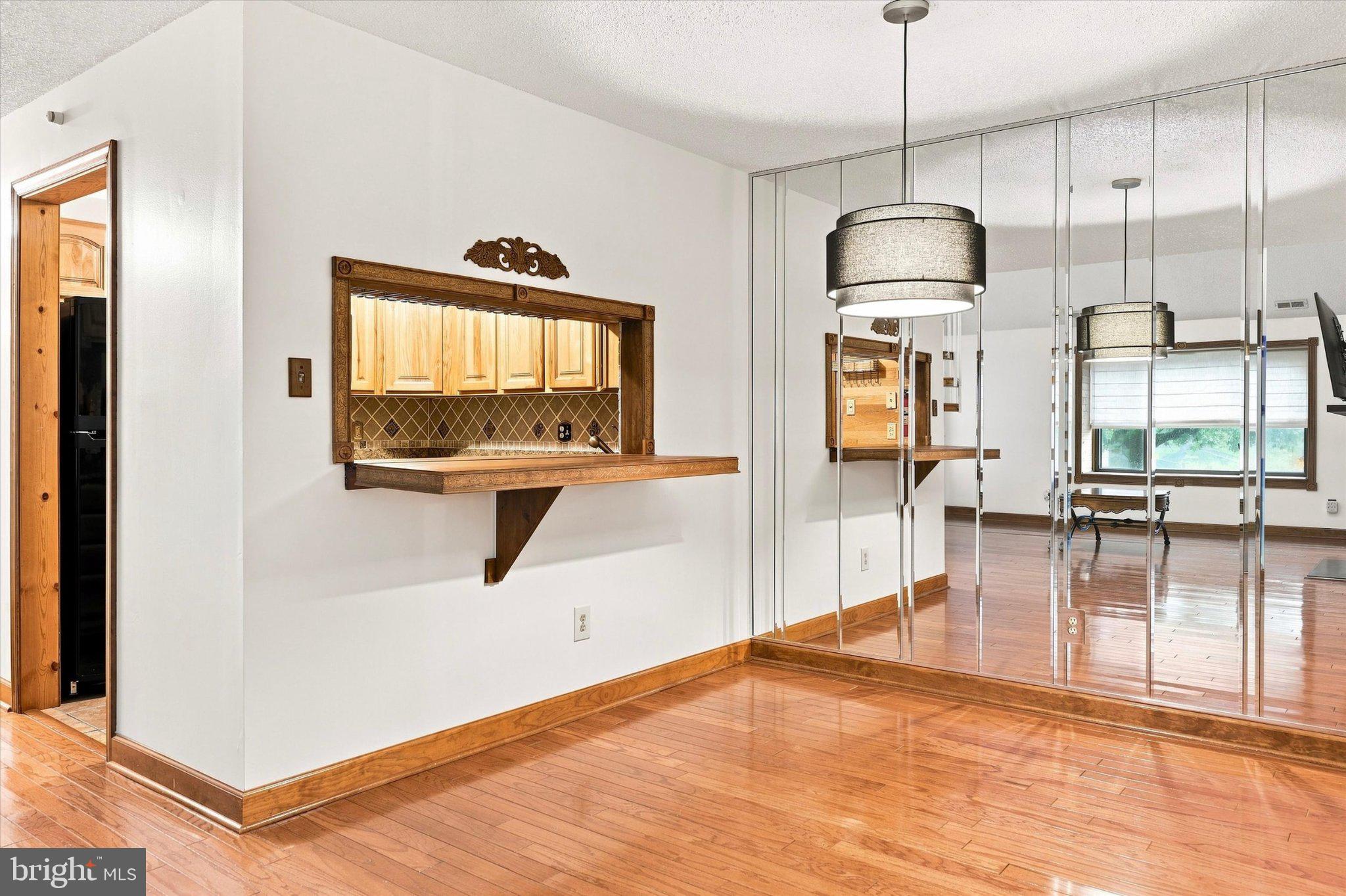 4703 B Dunbarton Road Mount Laurel, NJ 08054 - Photo 7 of 25 Charming space with mirrored accents.