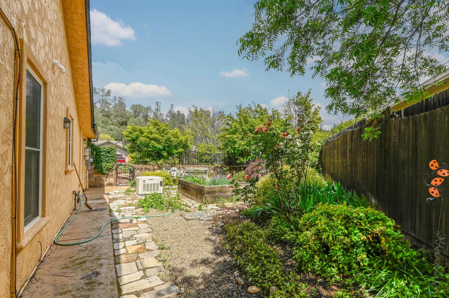 281 Oak Tree Circle Murphys, CA 95247 - Photo 66 of 96