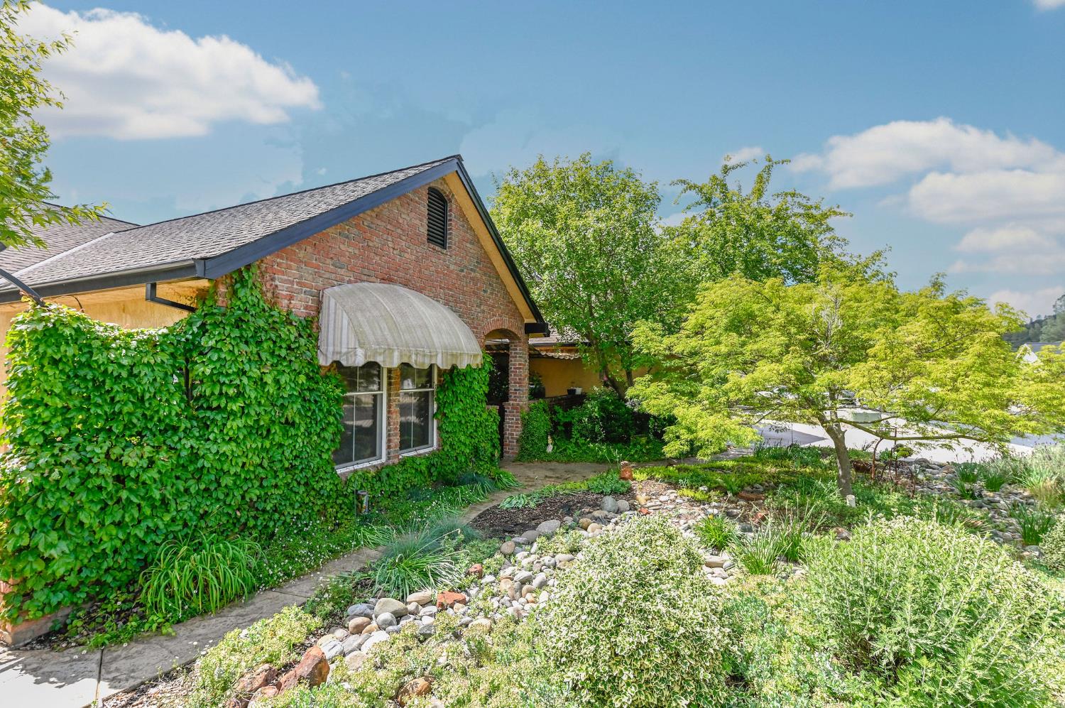281 Oak Tree Circle Murphys, CA 95247 - Photo 86 of 96