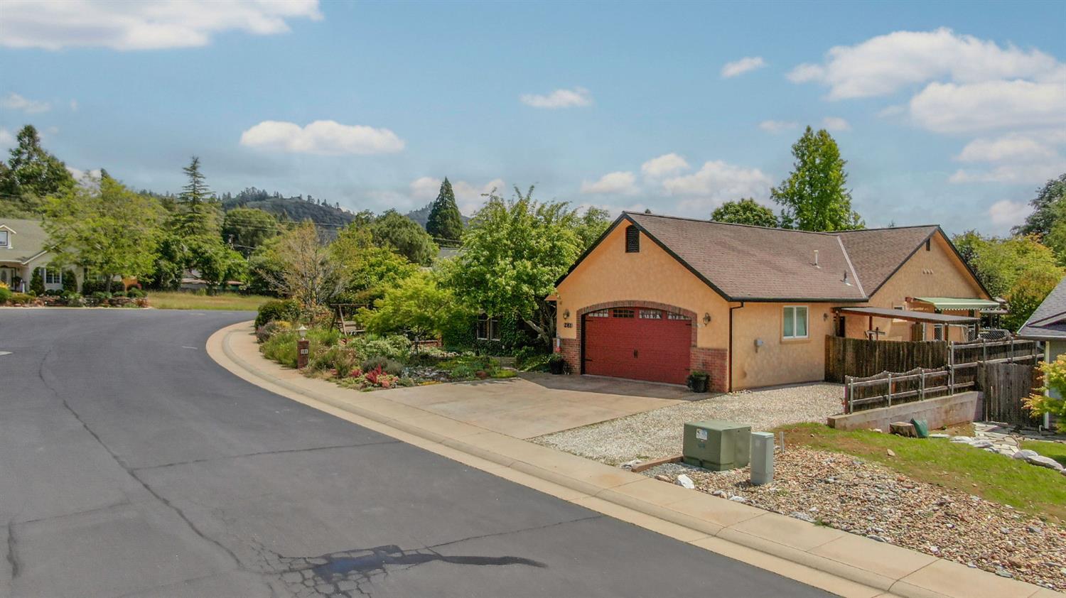 281 Oak Tree Circle Murphys, CA 95247 - Photo 91 of 96