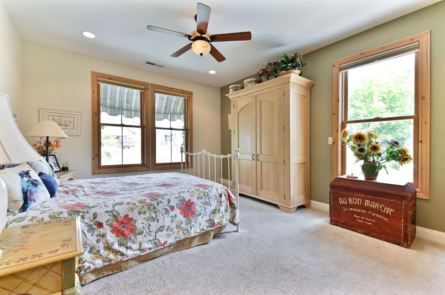 281 Oak Tree Circle Murphys, CA 95247 - Photo 10 of 96 a spacious bedroom with a bed and a large window