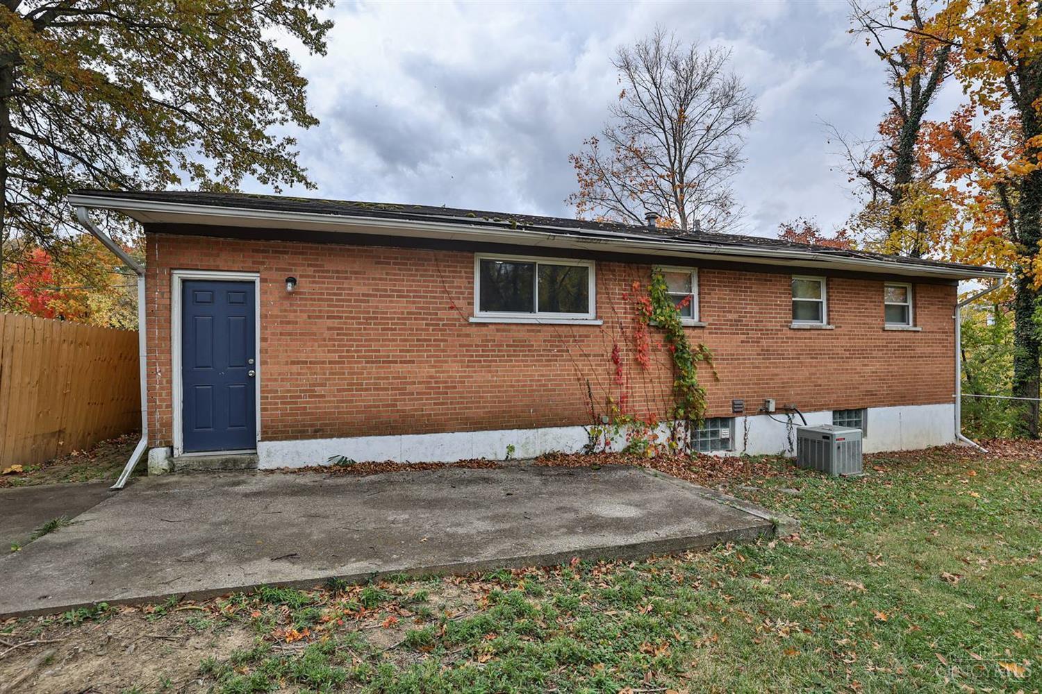 9234 Pippin Road Cincinnati, OH 45231 - Photo 23 of 23