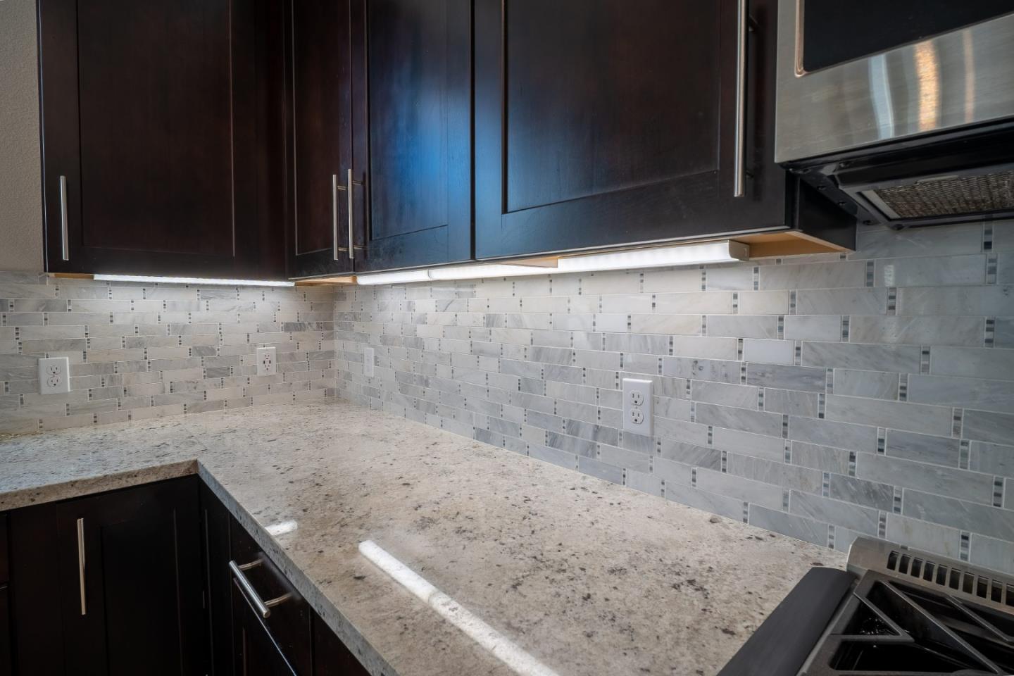 708 Eppleton Lane, Unit 204 Foster City, CA 94404 - Photo 24 of 46 a view of a microwave oven