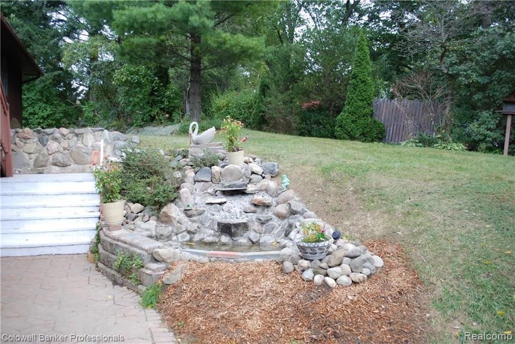 29800 Westgate Road Farmington Hills, MI 48334 - Photo 31 of 43