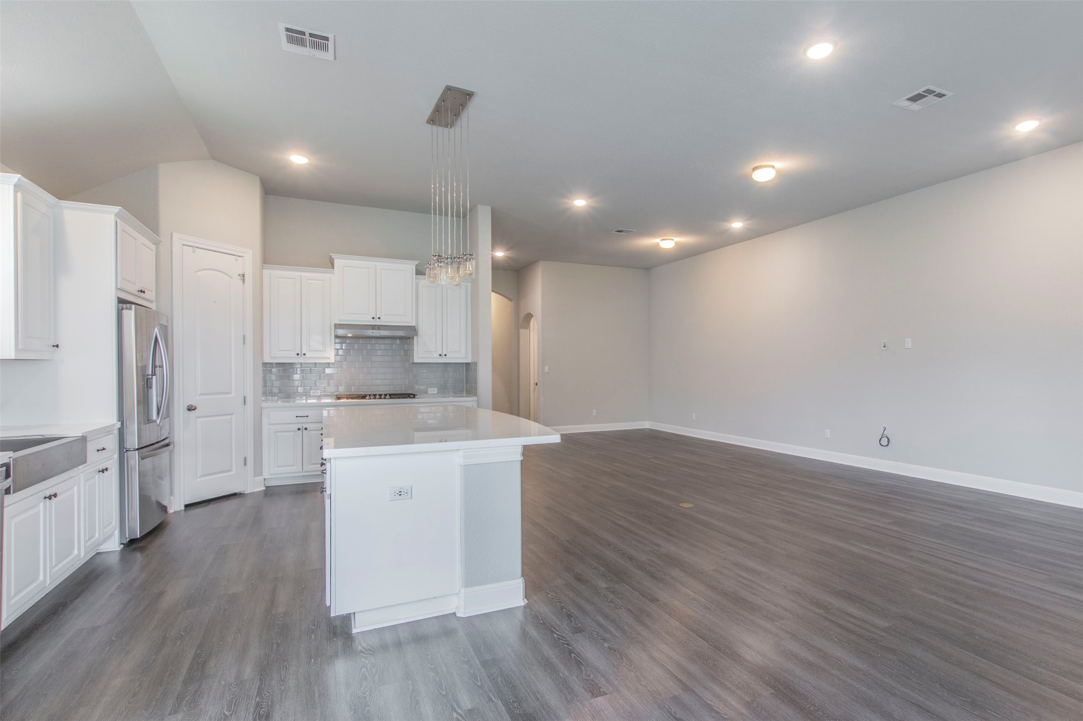 1204 Siena Sunset Road Leander, TX 78641 - Photo 4 of 26